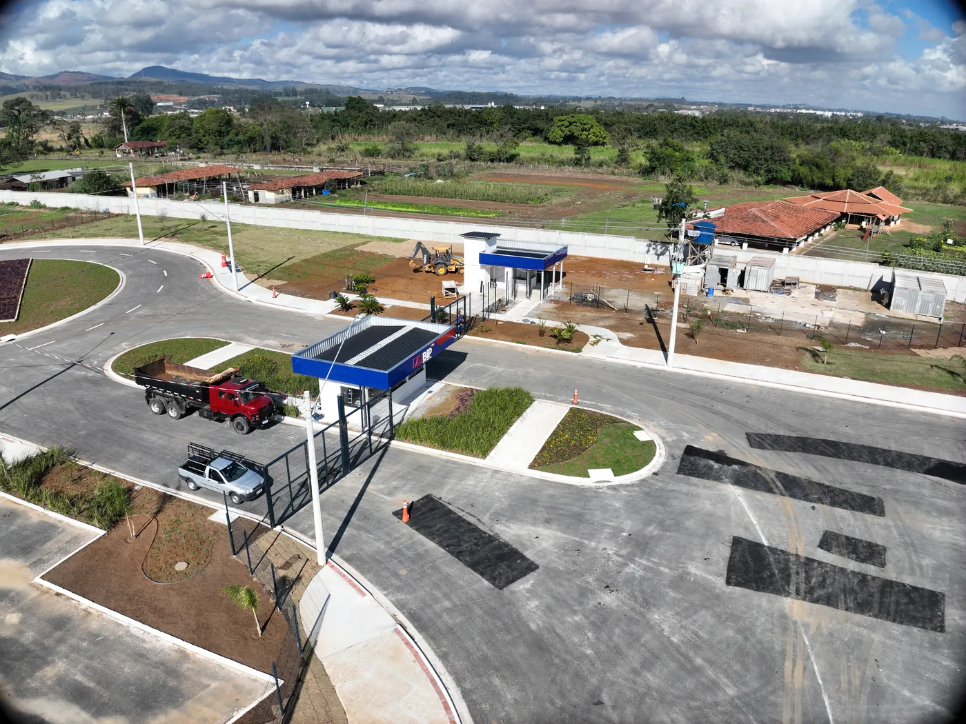 Guarita e pórtico de acesso do BIP VALE em operação